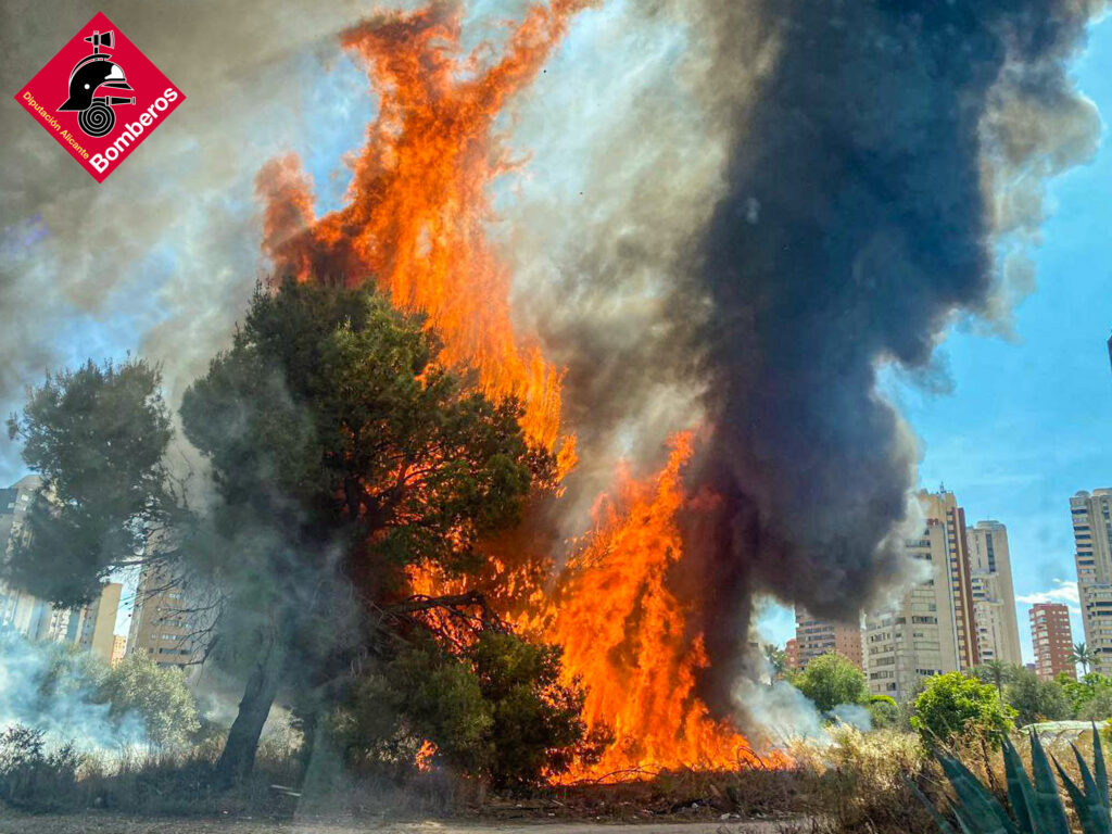 Emergencias recomienda especial precaución a los municipios de zonas forestales en nivel máximo de altas temperaturas para evitar un incendio