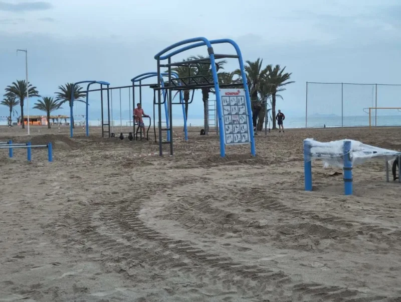 Alicante renueva las zonas deportivas de la Playa de San Juan
