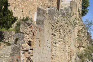 Muralla almohade Castell Xàtiva