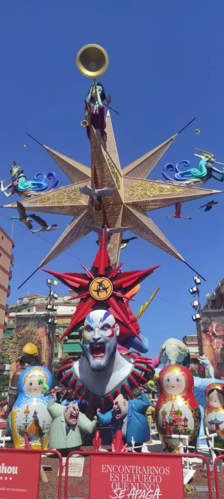 Alicante cerró sus hogueras más multitudinarias y polémicas en cuanto a los premios que se recuerdan 4 WhatsApp Image 2023 06 25 at 09.28.47