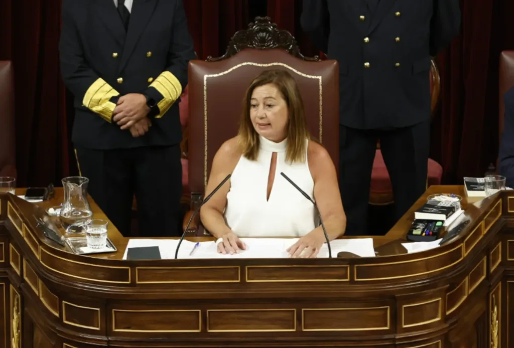 Francina Armengol como nueva presidenta del Congreso ataca al Estatut Valencià e incumple la Constitución