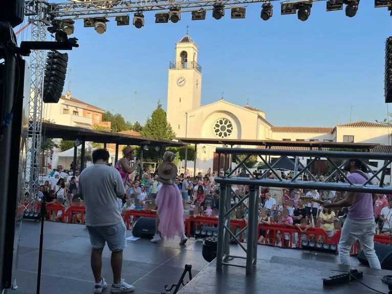 San Antonio de Benagéber se vuelca con los actos de las fiestas de San Roque y San Isidro