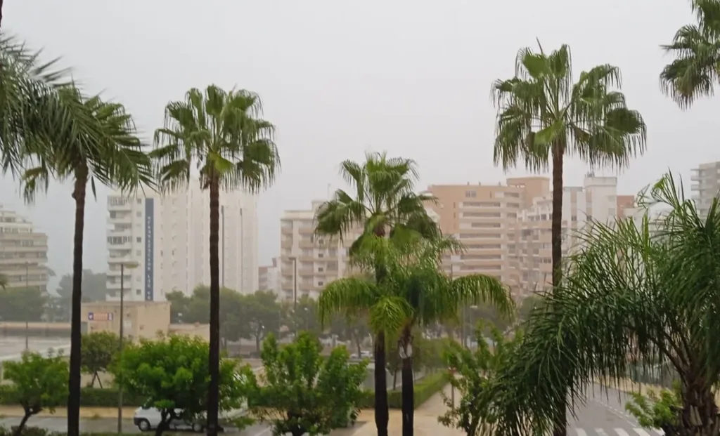 Acumulados de lluvia importantes en un día que será complicado en toda la Comunitat Valenciana