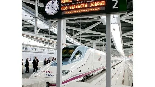 El PPCV pide explicaciones al Gobierno por el caos en los trenes de alta velocidad entre Madrid y la CV