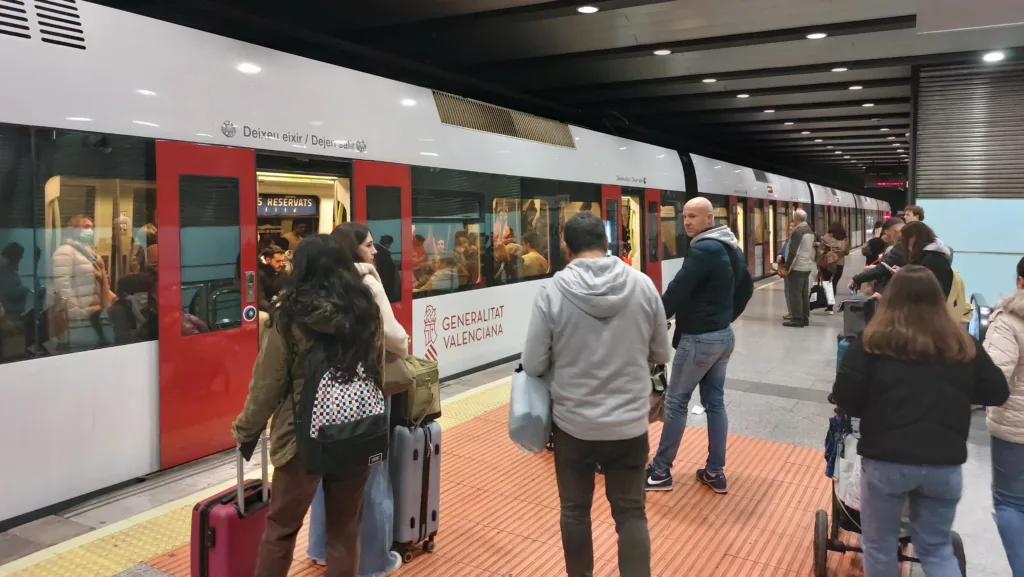 29 estaciones de Metrovalencia superaron el millón de viajeros durante el pasado año 2023