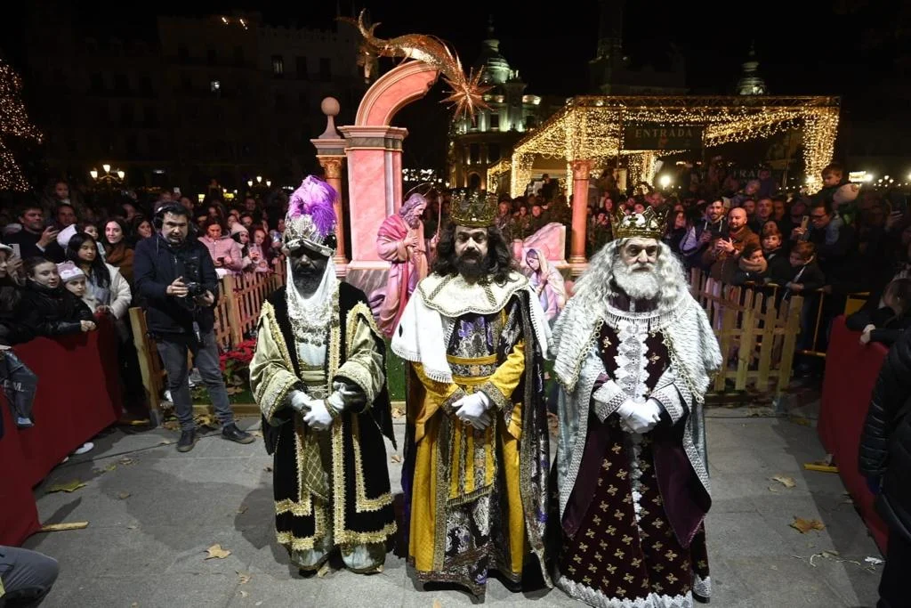 La Cabalgata de Reyes de Valencia, de un desfile de circo pasa a una película de Berlanga