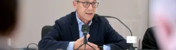 Santiago Ballester niega la evidencia y califica de absurda la polémica por el "refrito" de Falla Municipal