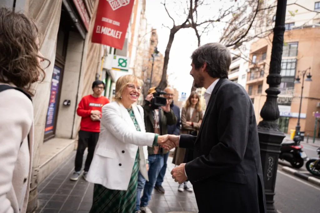 El Ministro de (in)Cultura de Sumar/Compromís censura a la Cultura Valenciana e ignora y desprecia a Las Fallas