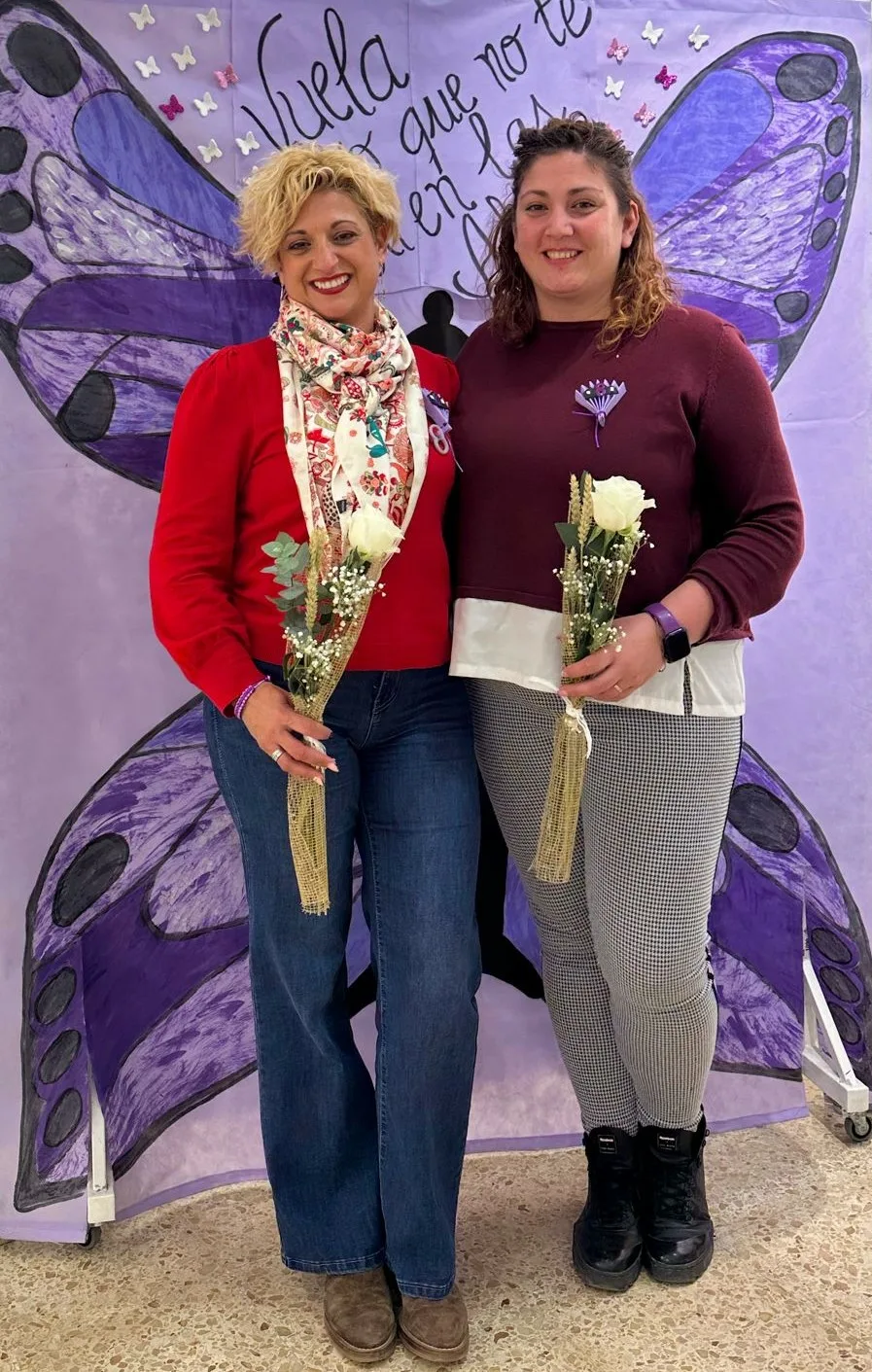 La AAVV de Benimámet conciencia sobre «mujer y discapacidad» con una charla-coloquio de la Asociación Retina CV