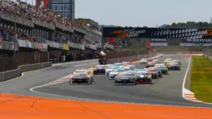 NASCAR Fest Circuit Ricardo Tormo Salida