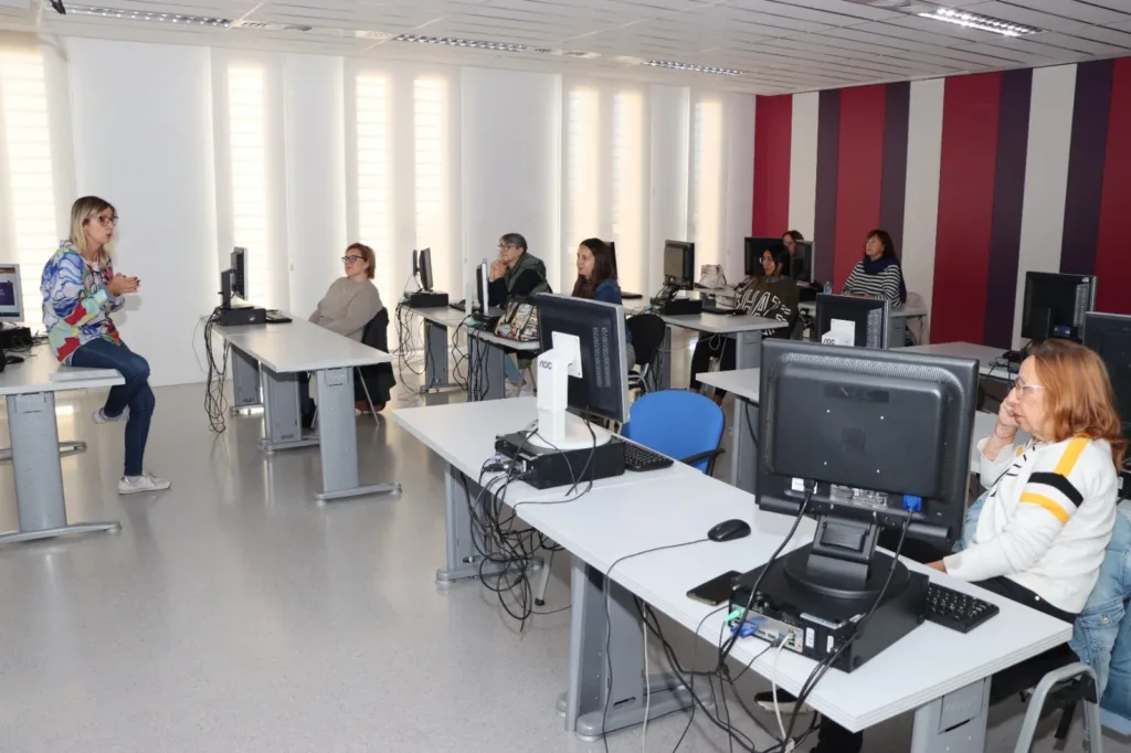 TALLERES CASA DONA