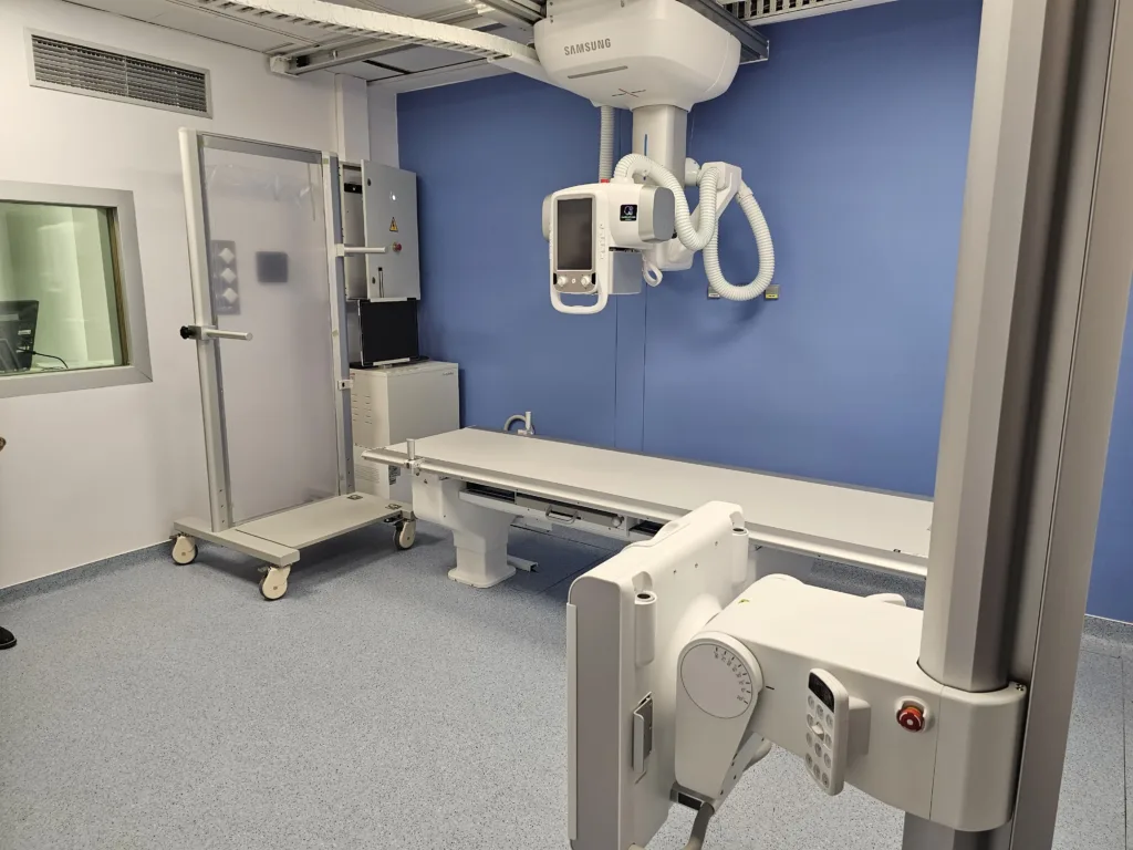 Tres nuevas salas de radiología digital con inteligencia artificial a los hospitales Clínico y Malvarrosa de Valencia