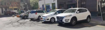 Gómez acusa a Catalá de inacción con los coches que ocupan espacios peatonalizados