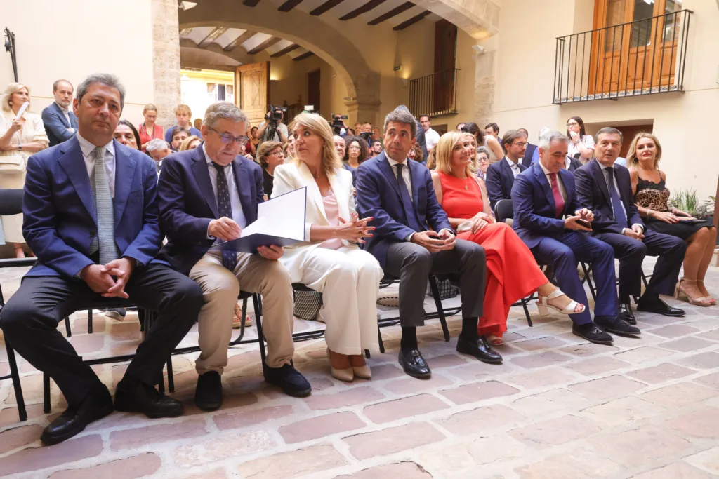 El Conseller de Cultura Rovira afirma que la cultura debe ser de todos y quiere eliminar la ideología 2 GVA 2088