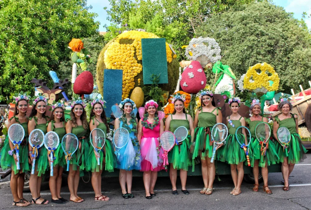 Lo Rat Penat commemora la Capital Verda Europea en la Batalla de Flors 7 WhatsApp Image 2024 07 29 at 16.44.091 11zon