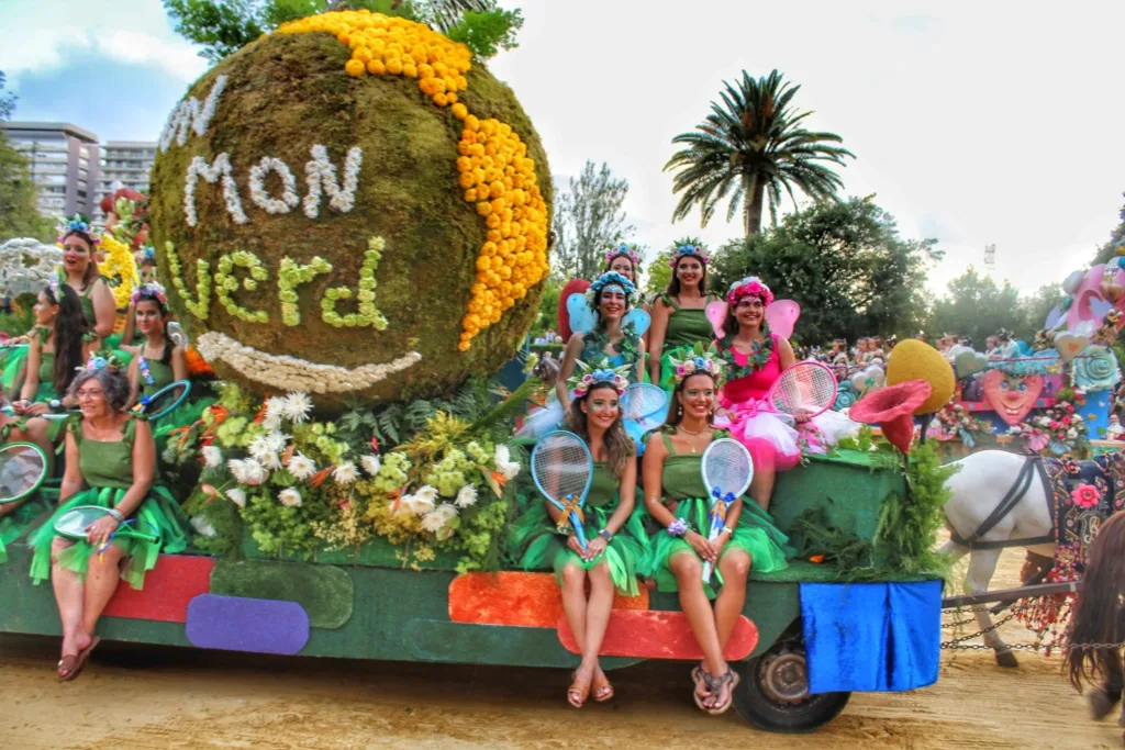 Lo Rat Penat commemora la Capital Verda Europea en la Batalla de Flors 4 WhatsApp Image 2024 07 29 at 16.44.094 11zon