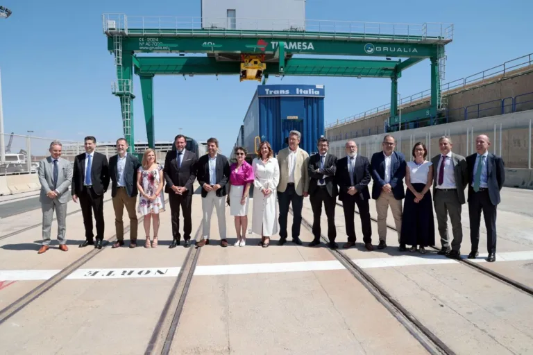 primera autopista marítimo-ferroviaria de España