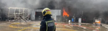 Incendio en una empresa de autobuses de la Vall d'Uixó