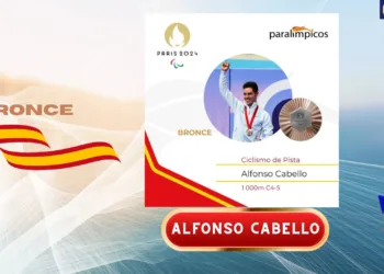 ALFONSO CABELLO Bronce Paralimpiadas París 2024 ciclismo contrarreloj