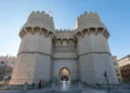 Cicatrices en la madera del gótico: la puerta de Valencia cura sus heridas interiores 12 Cicatrices del Gótico: La Puerta de Valencia sana por dentro
