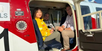 Martínez Mus destaca el trabajo del equipo aéreo de prevención para detectar y evitar propagación de incendios