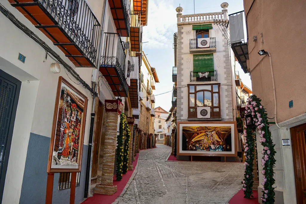 Sexenni decoracio dels carrers web 11zon