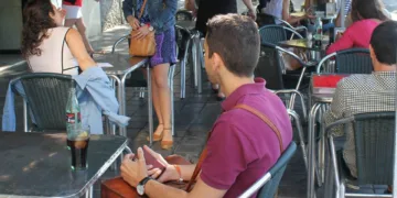 Valencia impulsa la sostenibilidad urbana: Abierta la convocatoria para el diseño de terrazas sostenibles