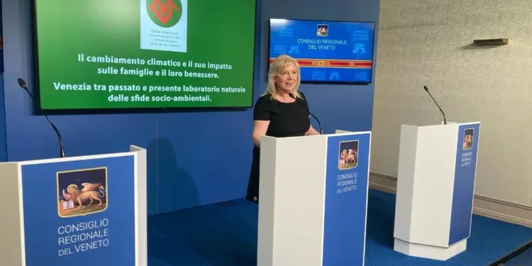 Universitarios de Róterdam realizarán prácticas en centros IVASS