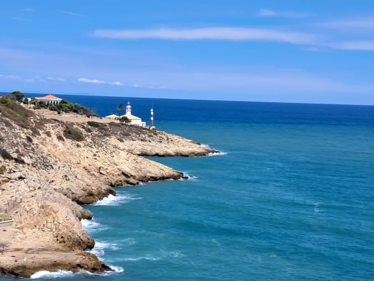 Las dos únicas calas en la provincia de Valencia en Cullera