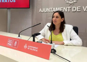 La socialista Elisa Valía advierte de 5 proyectos anunciados para 2024 y que no verán la luz este año