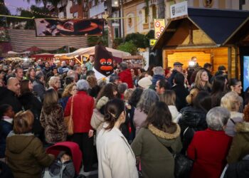 Torrent inaugura la II Feria del Chocolate con un lleno absoluto 4 Torrent inaugura la II Feria del Chocolate con un lleno absoluto