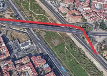 El Ministerio de Transportes aprueba el proyecto de nueva conexión directa entre la V-30 y la A-3 salvando el cauce del Turia 1 El Ministerio de Transportes aprueba el proyecto de nueva conexión directa entra la V-30 y la A-3 salvando el cauce del Turia