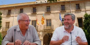 L’Associació Cultural Roc Chabàs de Dénia, denuncia el catalanisme del l’Ajuntament de Dénia