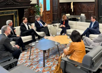 Valencia acumula proyectos guardados en el cajón sin que se sepa su futuro