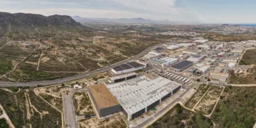 Ivace+i concede 1,4 millones de euros para mejorar la competitividad de cuatro áreas industriales de Alicante