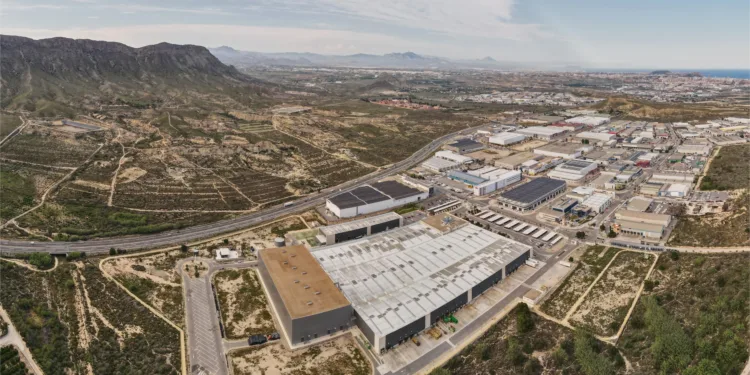 Ivace+i concede 1,4 millones de euros para mejorar la competitividad de cuatro áreas industriales de Alicante 1 Ivace+i concede 1,4 millones de euros para mejorar la competitividad de cuatro áreas industriales de Alicante