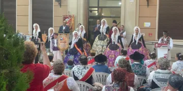 El Casal Bernat i Baldoví entrega els seus premis a les Falles d'Elda