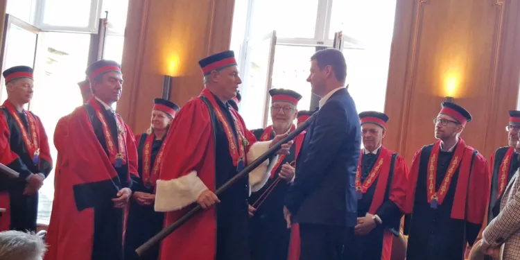 Alejandro Jardel, biersommelier valenciano, entra en la élite cervecera belga como "Chevalier d’Honneur" 1 Alejandro Jardel, biersommelier valenciano, entra en la élite cervecera belga como «Chevalier d’Honneur»