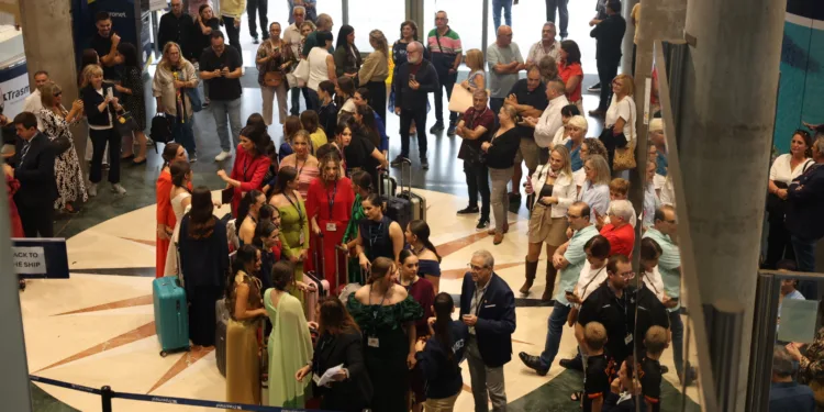 La ciudad de Ibiza recibirá a las máximas representantes de las Fallas gracias a Trasmed y JCF 1 La ciudad de Ibiza recibirá a las máximas representantes de las Fallas