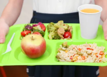 Educación destina 76 millones de euros a ayudas de comedor escolar