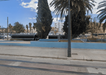 Los vecinos del Cabanyal denuncian jeringuillas y toxicómanos en el Jardín del Doctor Lluch