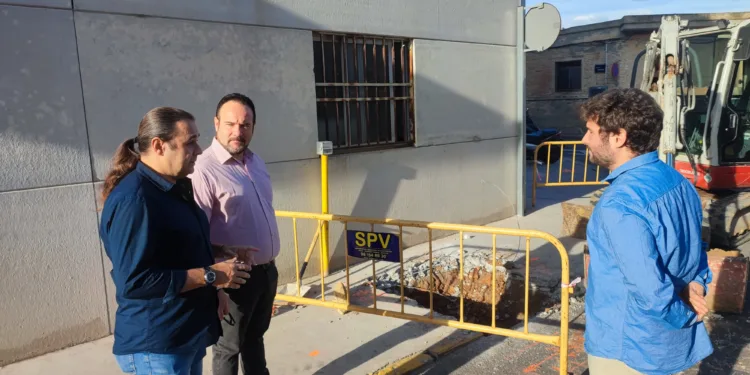 Manises inicia la tercera fase de las obras de modernización del polígono Parque Empresarial del Aeropuerto 1 Manises inicia la tercera fase de las obras de modernización del polígono Parque Empresarial del Aeropuerto