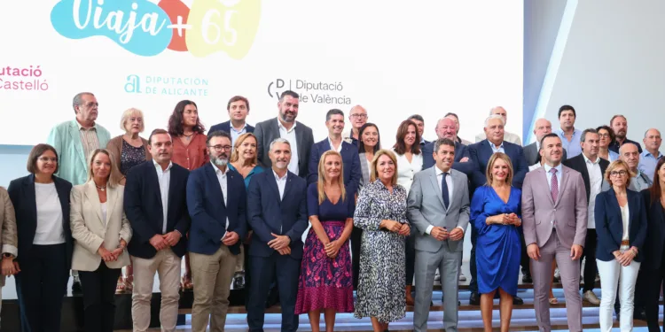 Nace Viaja+65, un nuevo programa de turismo social para las personas mayores de la Comunitat 1 Nace Viaja+65, un nuevo programa de turismo social para las personas mayores de la Comunitat