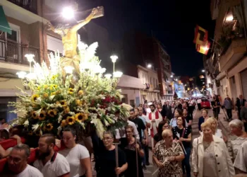 Nazaret celebra el dia grande de sus fiestas con la solemne procesión del Cristo 1 Nazaret celebra el dia grande de sus fiestas con la solemne procesión del Cristo