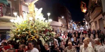 Nazaret celebra el dia grande de sus fiestas con la solemne procesión del Cristo