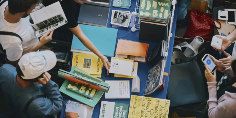 El IVAM acoge del 18 al 20 de octubre otra edición de ‘Recreo Art Book Fair’, la cita internacional para los libros de arte 1 El IVAM acoge del 18 al 20 de octubre otra edición de ‘Recreo Art Book Fair’, la cita internacional para los libros de arte