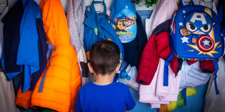 Familias jóvenes, con estudios y desempleadas, perfil mayoritario en las Escuelas Infantiles de Casa Caridad