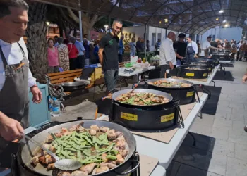 Cullera celebra el World Paella Day con degustación de arroces en el Oasis
