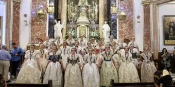 Las candidatas a Fallera Mayor de Valencia 2025 visitan la Basilica de los Desamparados