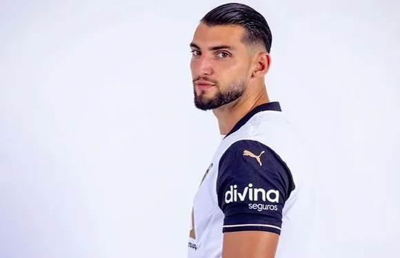 El futbolista del Valencia CF Rafa Mir detenido desde anoche por una presunta agresión sexual 1 El futbolista del Valencia CF Rafa Mir detenido desde anoche por una presunta agresión sexual